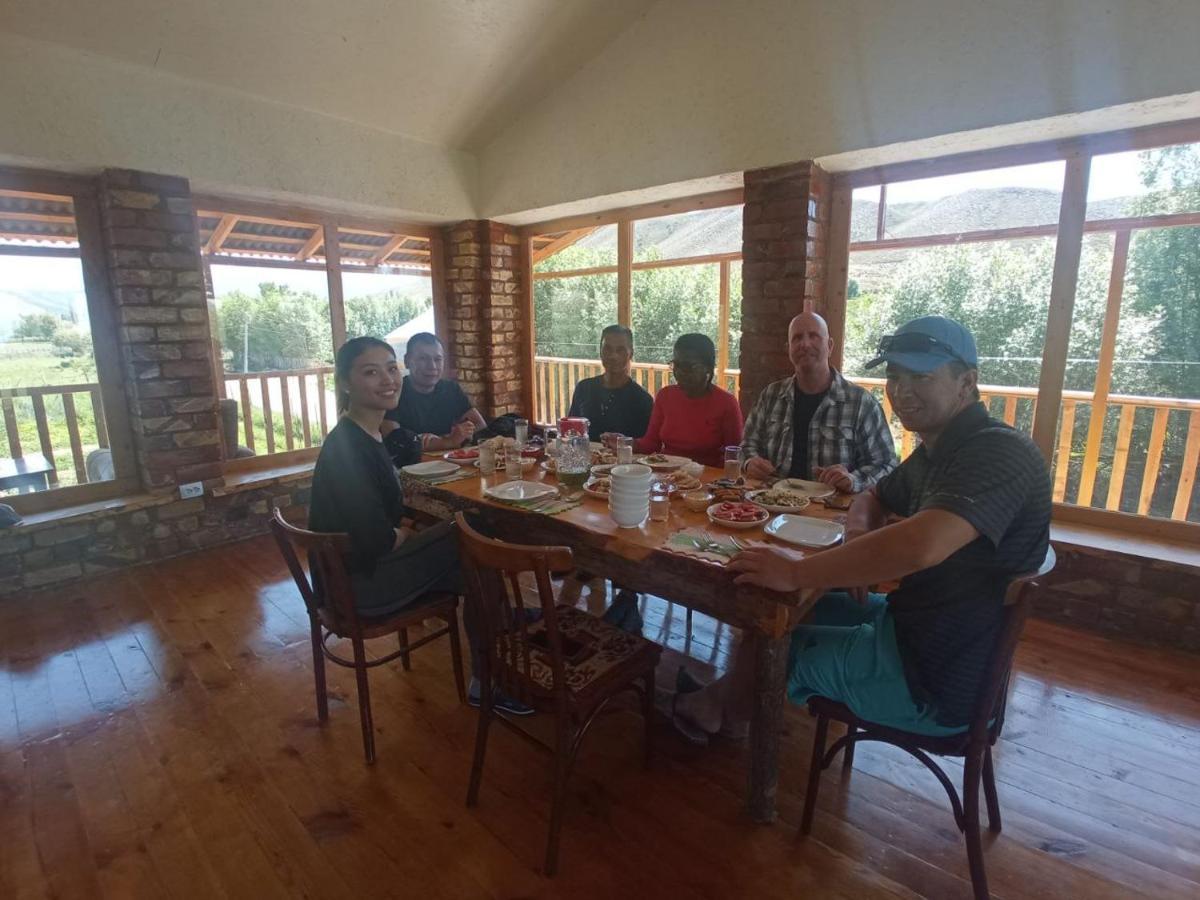 Eco Village Lodge Dzhetyoguz 外观 照片