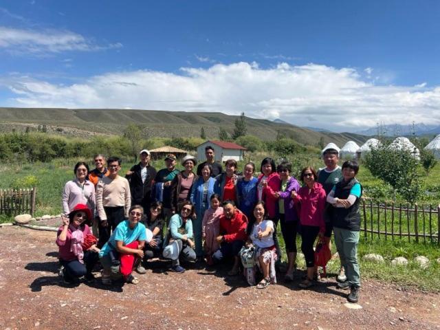 Eco Village Lodge Dzhetyoguz 外观 照片
