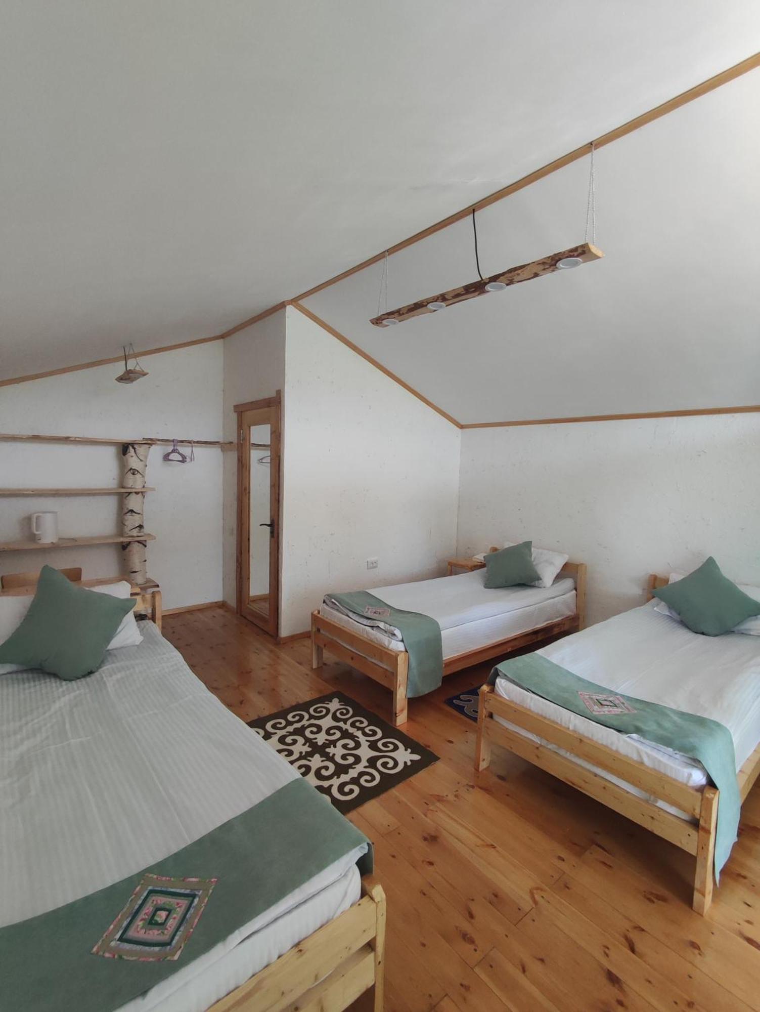 Eco Village Lodge Dzhetyoguz 外观 照片